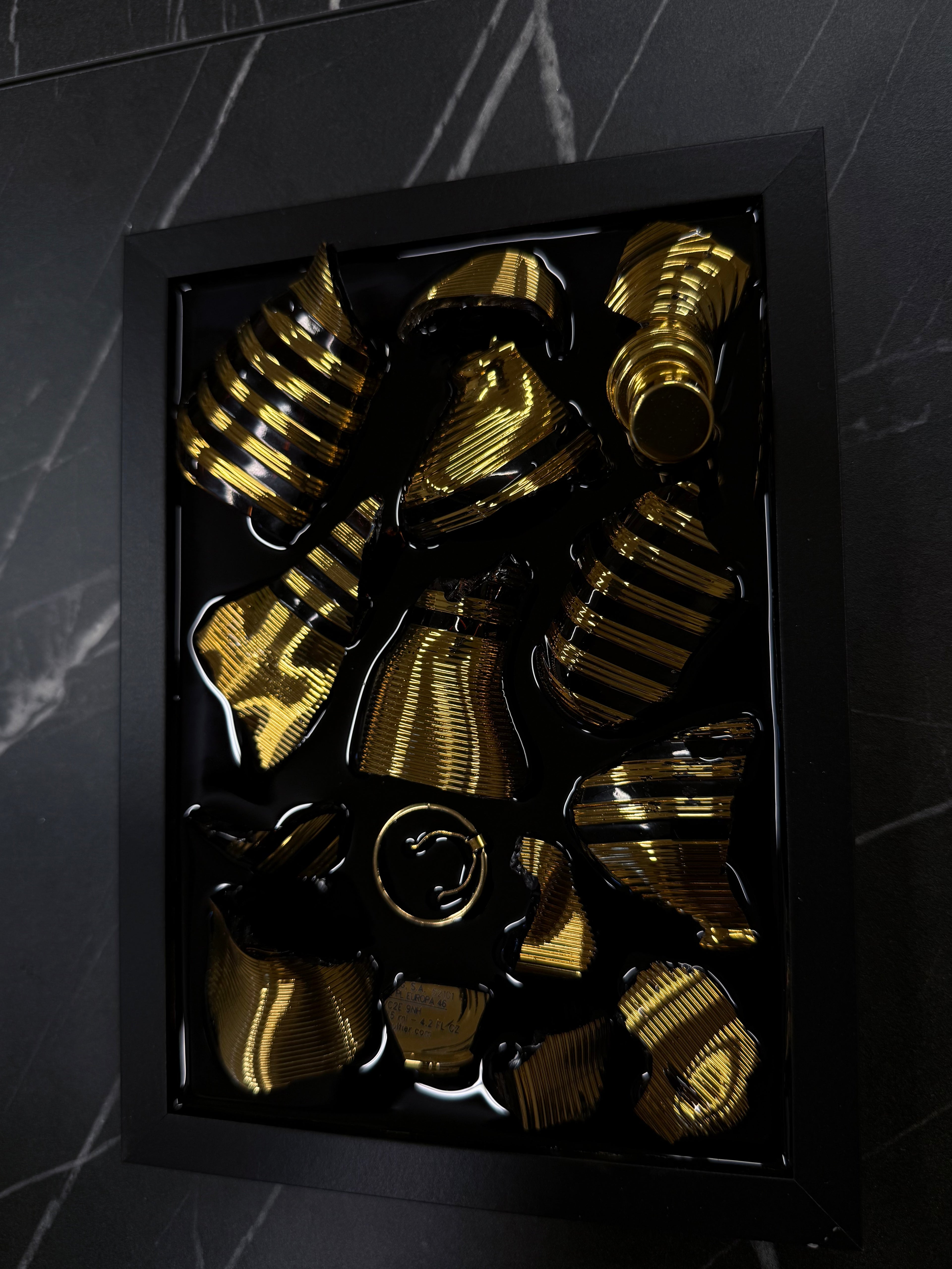 Jean Paul Gaultier Le Male Elixir - Obraz z rozbitego flakonu